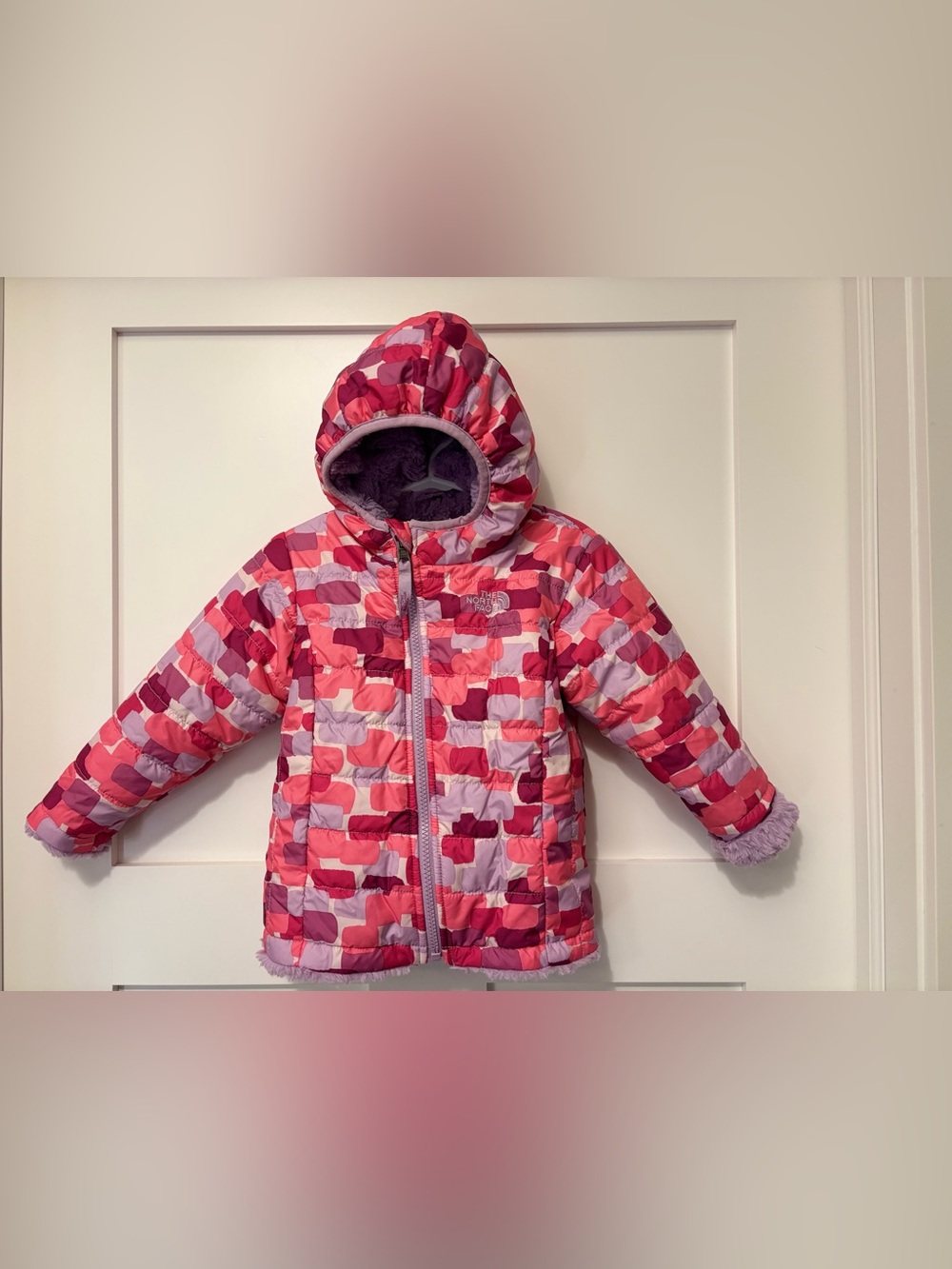 The North Face Girls' Pink & Purple Patterned Hooded Puffer Jacket